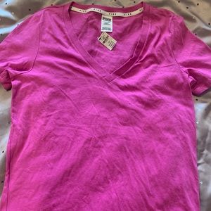 VS PINK V-neck NWT